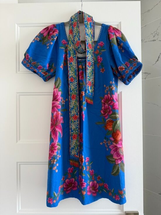 FARM Rio Dresses & Skirts - FARM RIO size Small oversized blue dress with belt NWOT